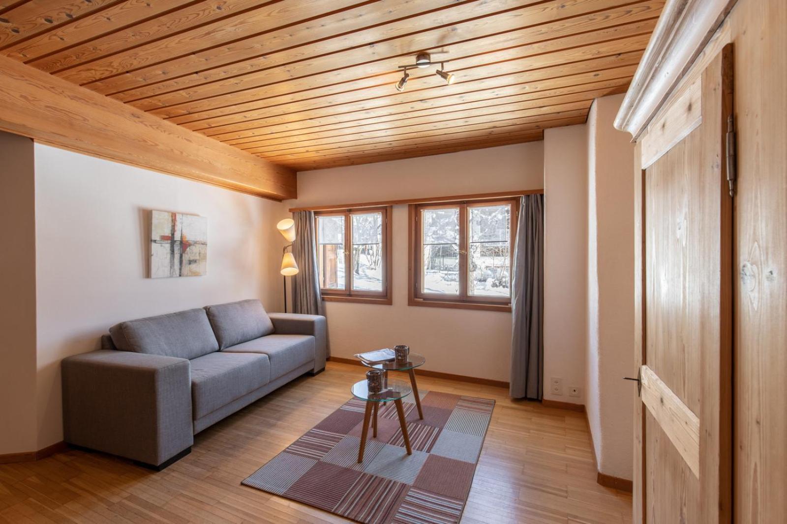 Chasa Curasch Apartment Scuol Exterior foto